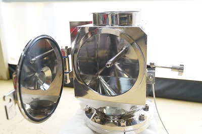 ロータリー式マグネットセパレーター　磁選機