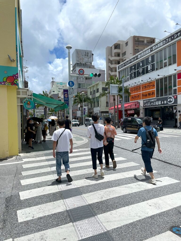 沖縄　国際通り