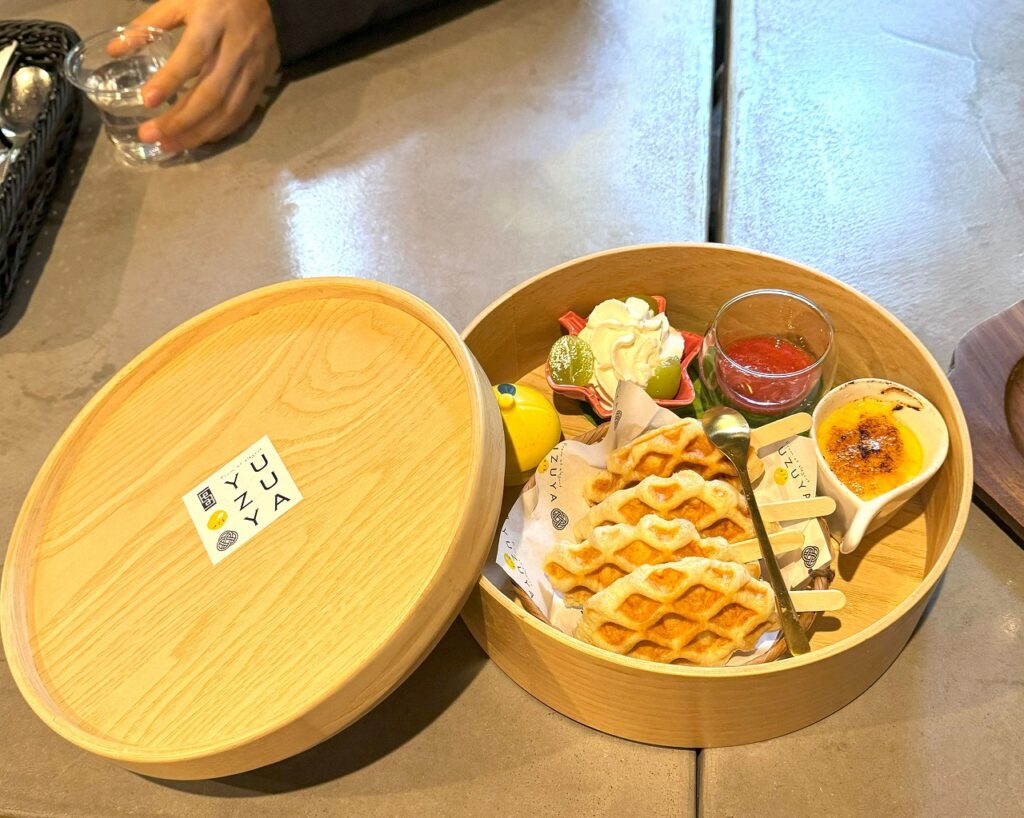 YUZUYAカフェ　クロッフルボックスセット