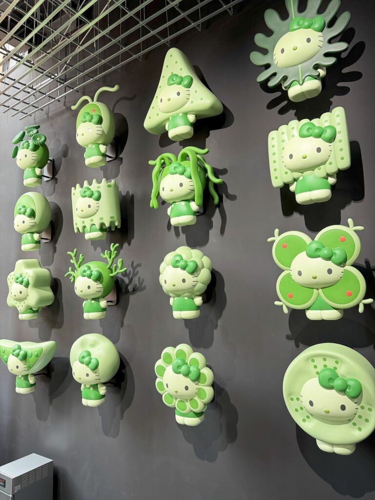 大阪万博、日本館、藻類キティーちゃん