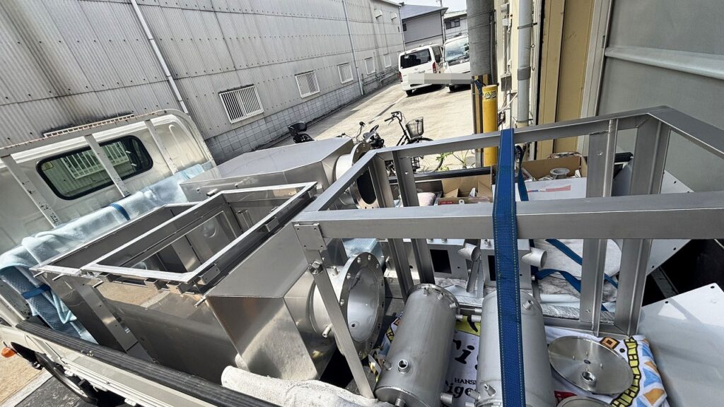 ステンレス製品の製作なら大阪府松原市の株式会社テクノファーム