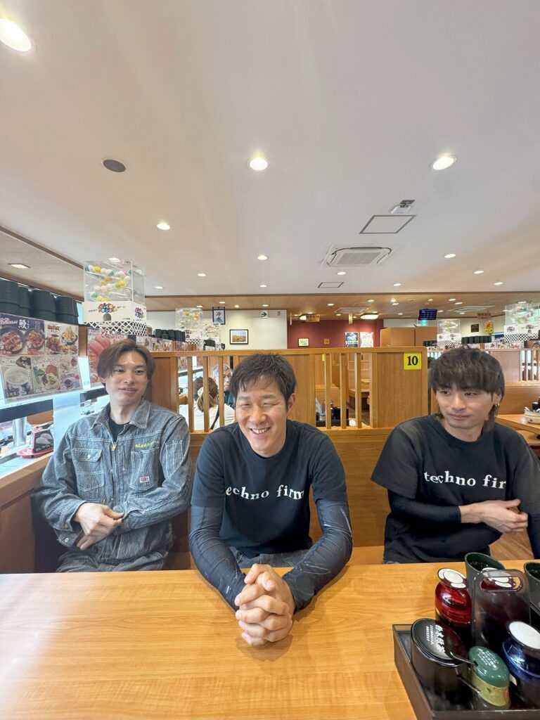 くら寿司、現場男子