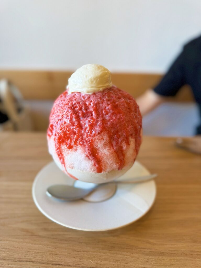 Hinata cafe ishigaki ひなたカフェ イチゴのかき氷