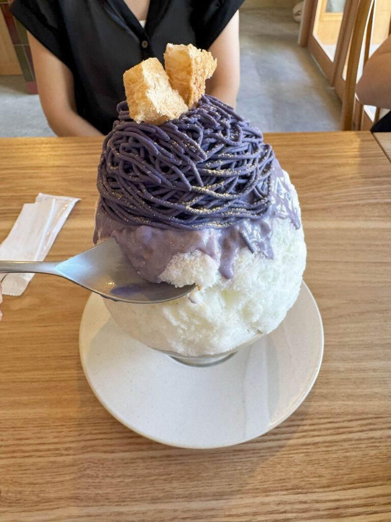 Hinata cafe ishigaki ひなたカフェ 。看板メニューの沖夢紫(おきゆめむらさきモンブラン