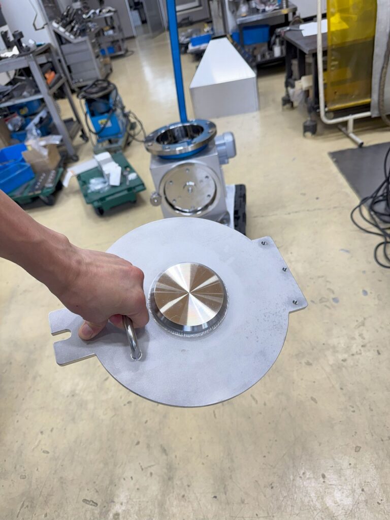 ステンレスのレーザー品を溶接し旋盤加工しました。溶接から機械加工まで社内一貫生産できます!
大阪府松原市の株式会社テクノファームにお任せください