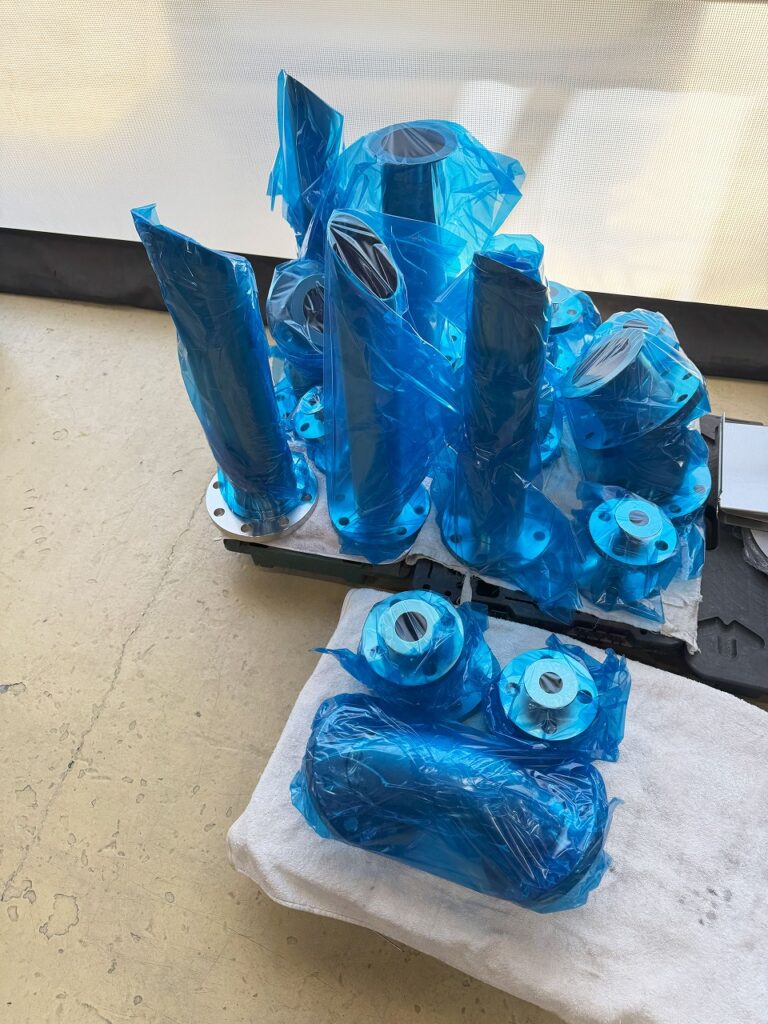 SUS316Lステンレス配管の製作、ウラナミ溶接後内面ビードカットしバフ研磨しました！
ステンレス配管の事なら大阪府松原市の株式会社テクノファームにお任せください