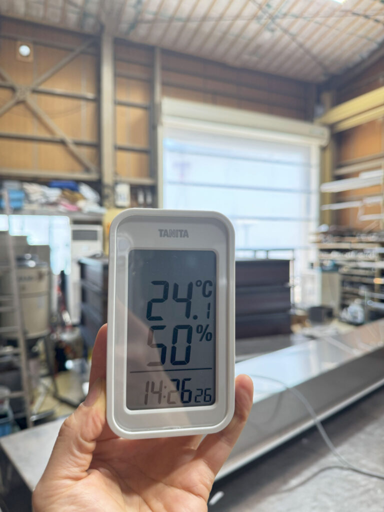 そしてエアコンを追加した第二工場の室温は

２４．１℃