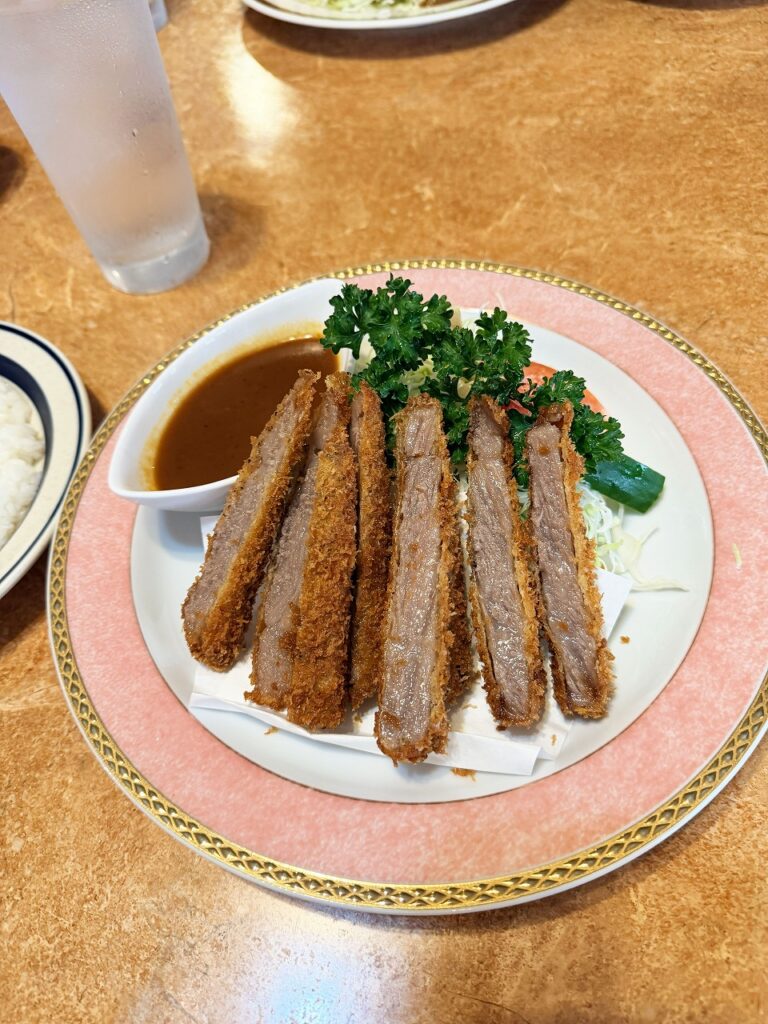 八尾にあるグリル平田 ビーフカツ