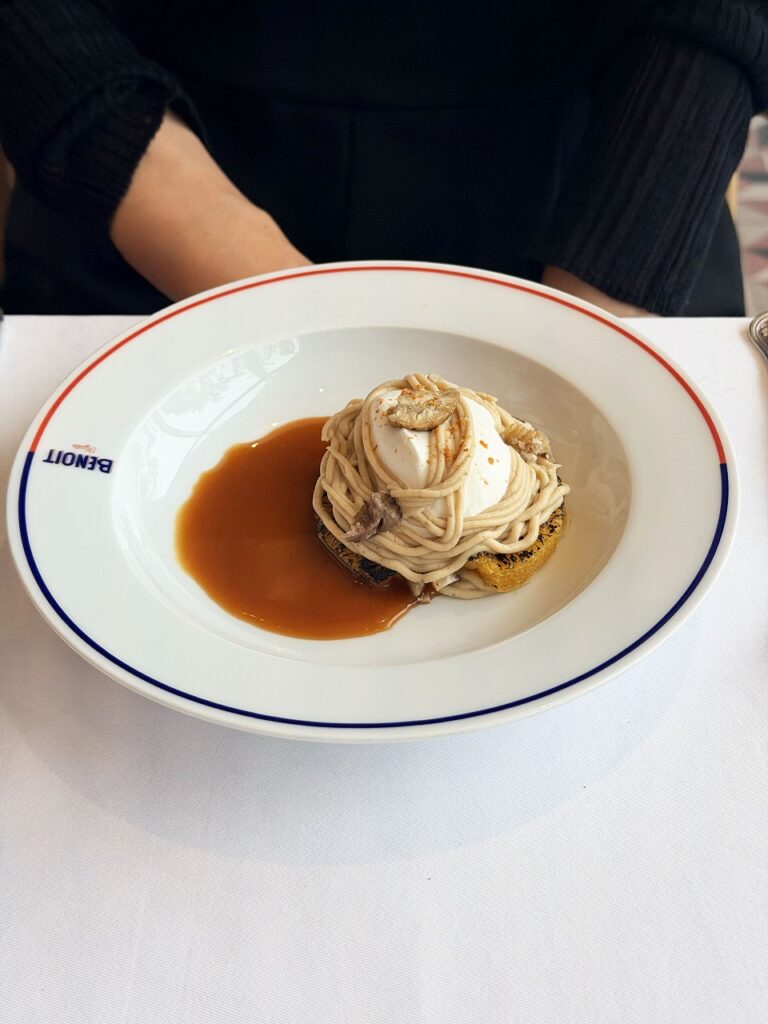 ブノワ 京都 アラン・デュカス
和栗のモンブラン・コンテンポラリー 栗とビターオレンジ
ヘーゼルナッツアイス