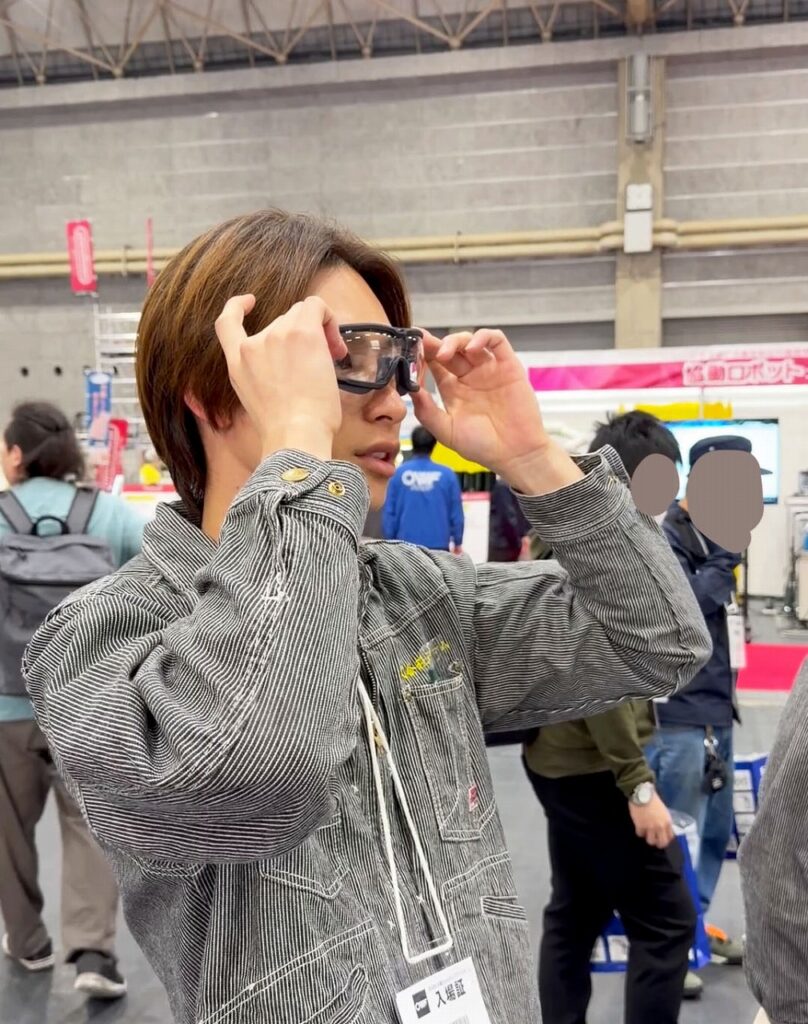 2025大阪ウェルディングフェスタで防護メガネ選定中
株式会社テクノファーム