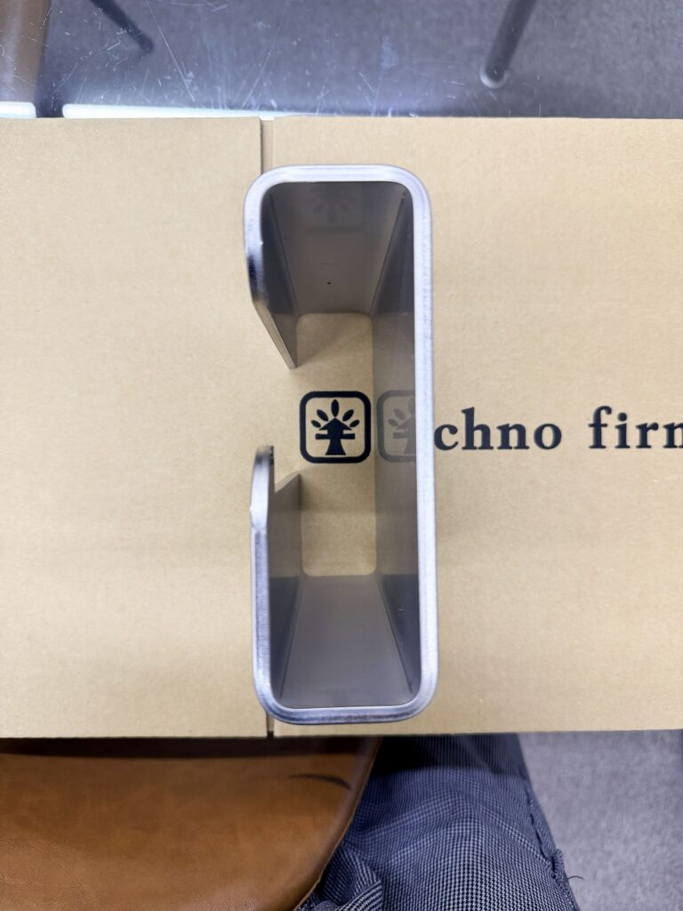 ステンレスの深曲げ加工　板厚5㎜　50×150長さ175の一発曲げ
大阪府松原市の株式会社テクノファーム