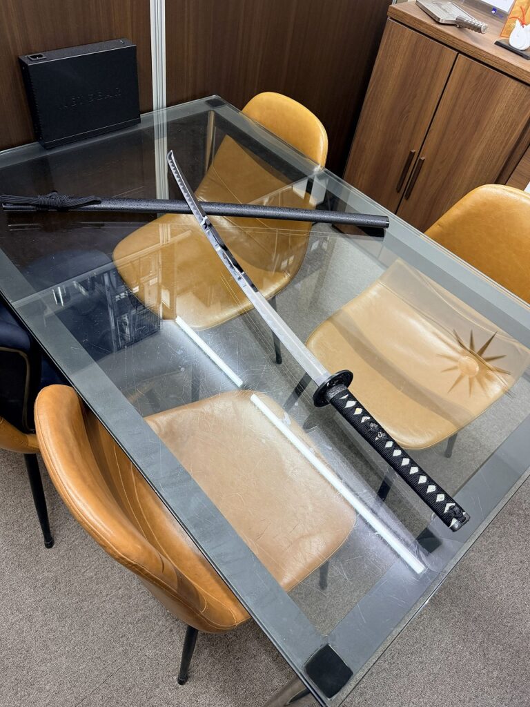 模造等にレーザー刻印しました。大阪府松原市の株式会社テクノファームです