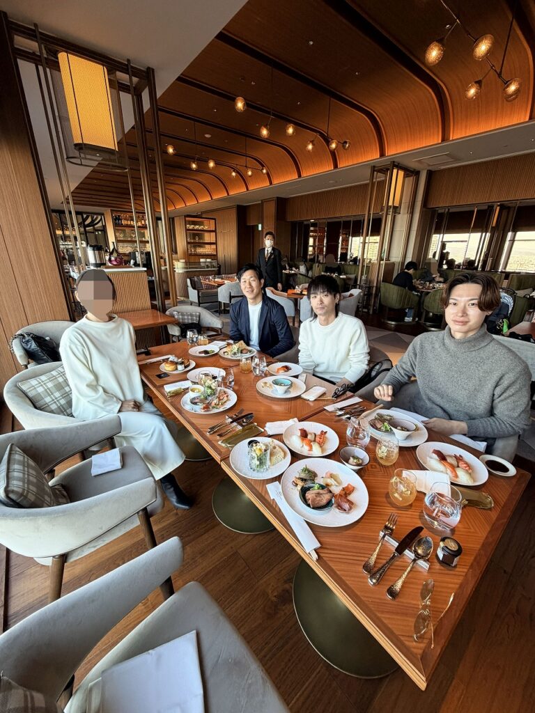 大阪ステーションホテルのザ モーメント グリル&ダイニング
テクノファームの忘年会、記念撮影