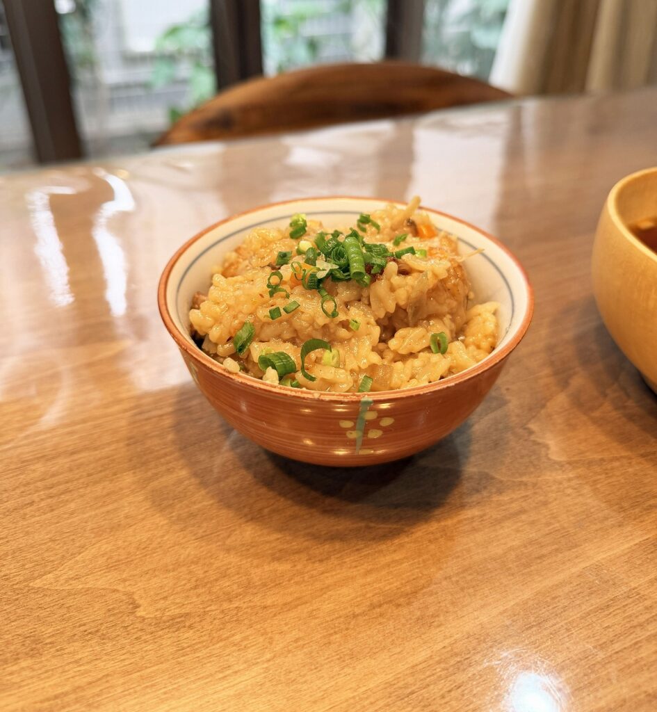 焼き豚とその煮汁を使った炊き込みご飯