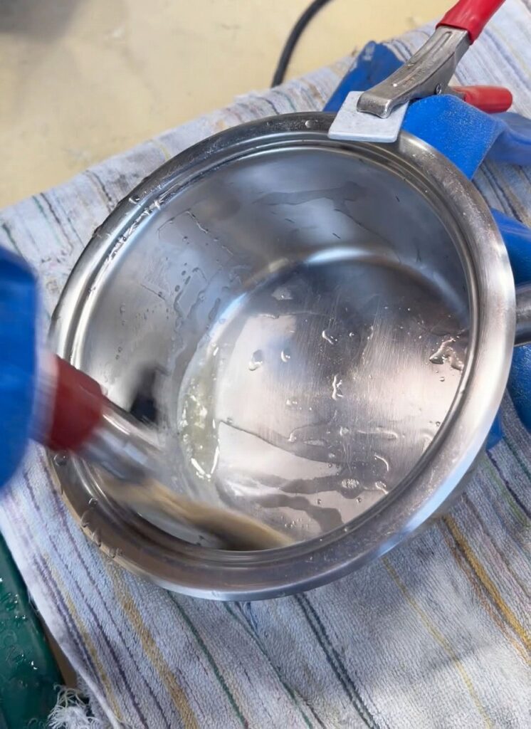 ケミカル山本の電解研磨で焼け取りついでにスーパー不導体化処理します