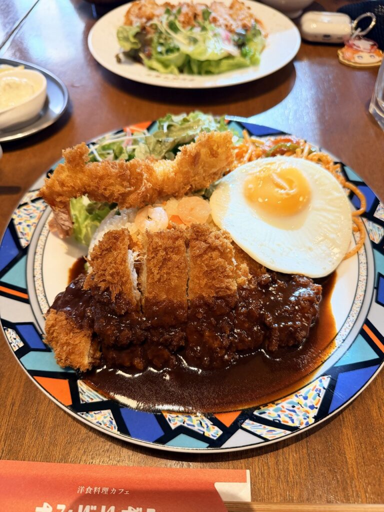 洋食料理カフェナンバリボン トルコライス