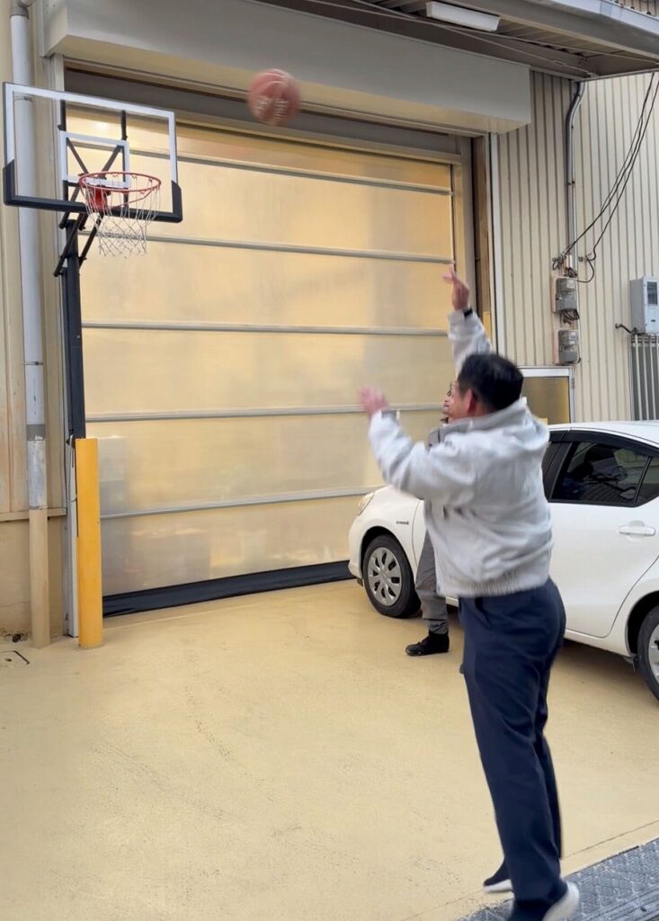 西野建設工業株式会社 社長がバスケットボール