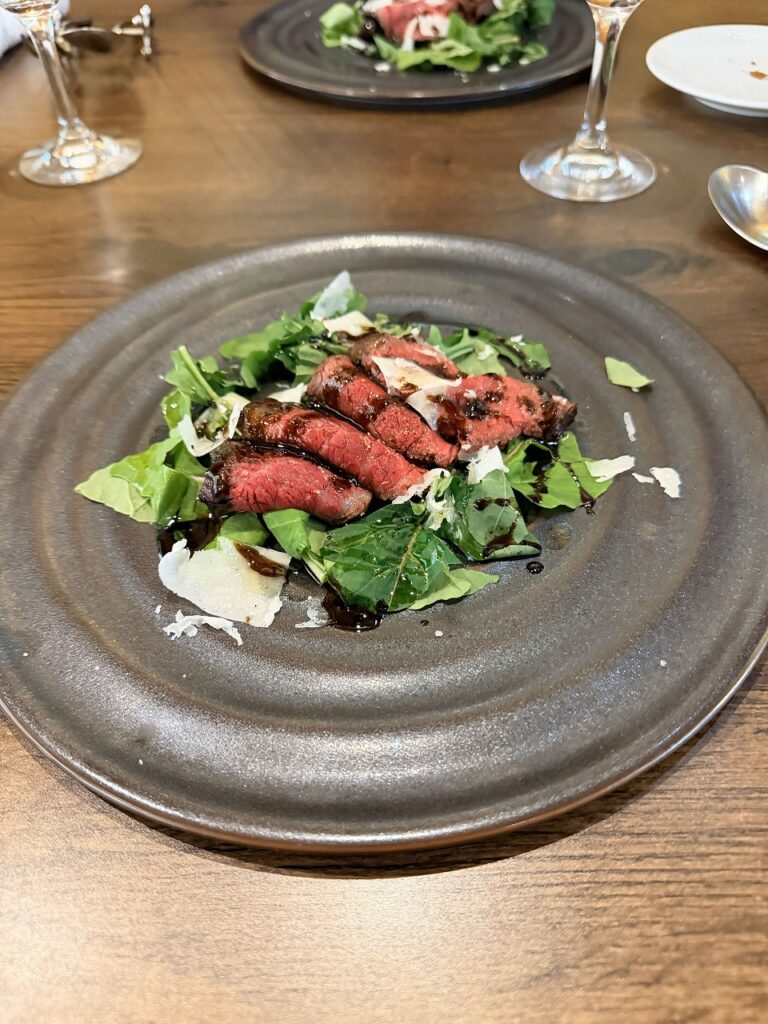 オステリアベッカフィーコ メインディッシュ