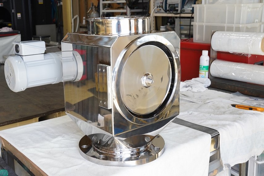 ロータリー式の磁選機をお考えの方。大阪府松原市の株式会社テクノファームにお任せください