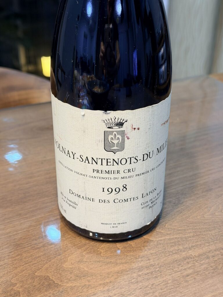 Volnay-Santenots-du-Milieu 1998 Domaine des Comtes Lafon
ヴォルネイ サントノ・デュ・ミリュー 1998 コント・ラフォン