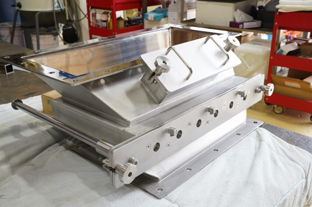 磁選機の製作の事なら大阪府松原市の株式会社テクノファームにお任せください