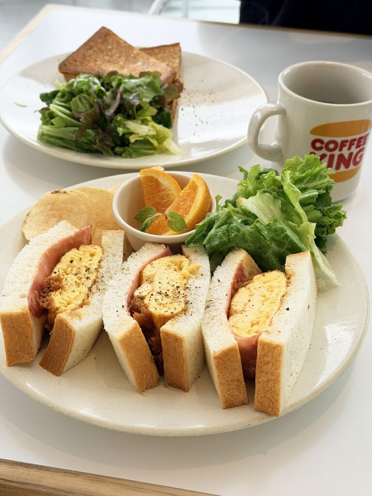 ONIJUS COFFEE VILLAGE　極厚オムレツカツサンド