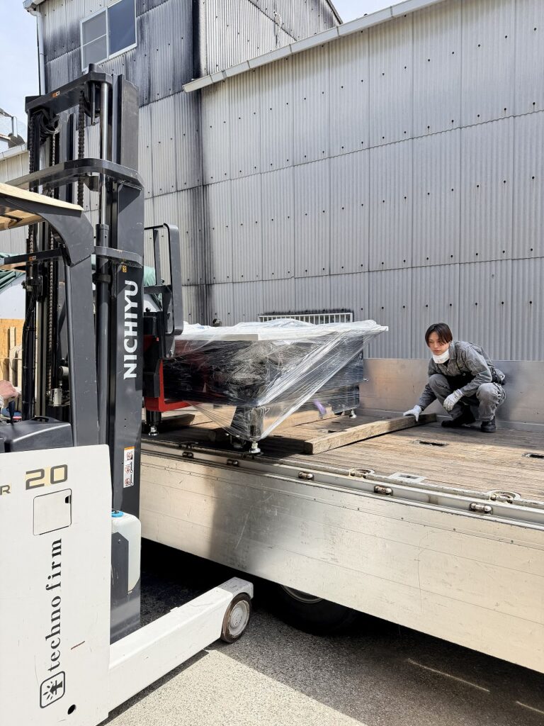 サイズ変更できますよ！大阪府松原市で製缶定盤を製作している株式会社テクノファームです。