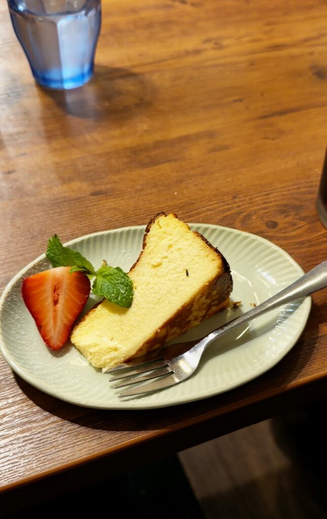バスクチーズケーキ　Mr.Pasta