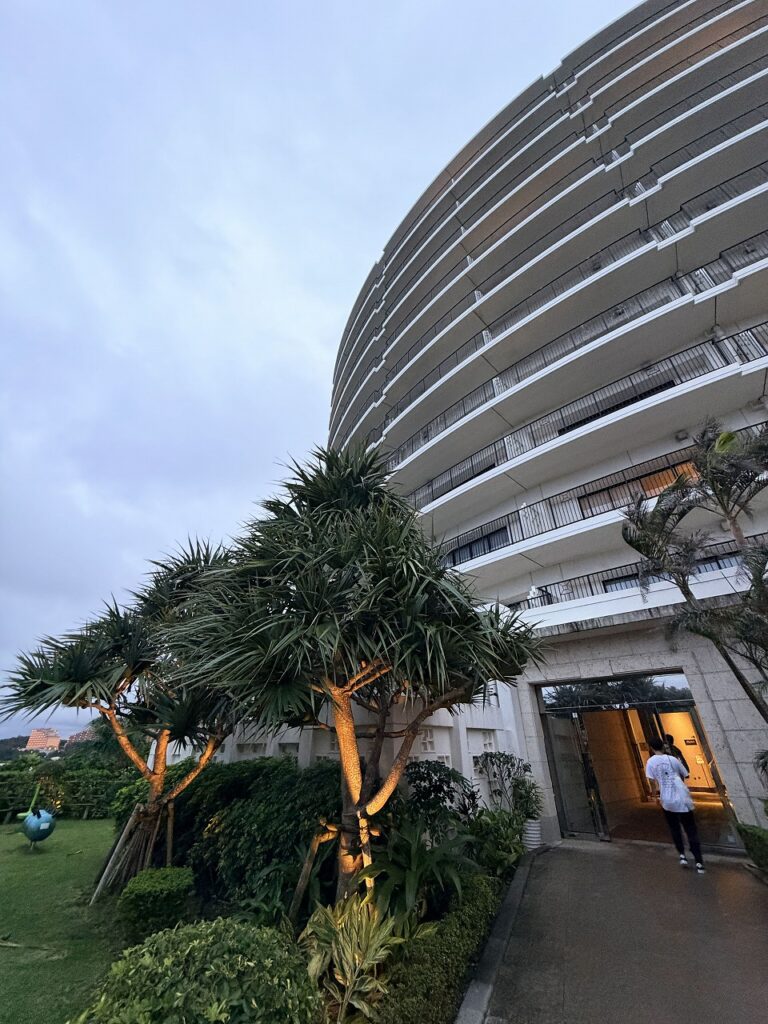 ホテルモントレ沖縄中庭