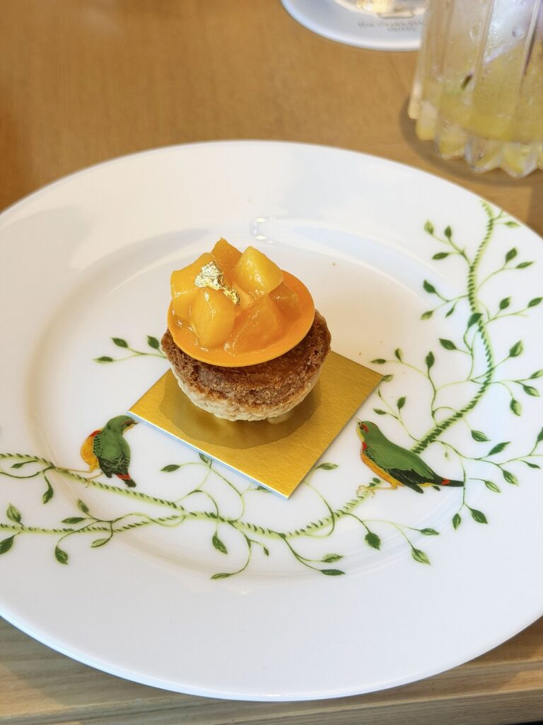 ステーションホテル大阪 マンゴーアフターヌーンティー マンゴーケーキ