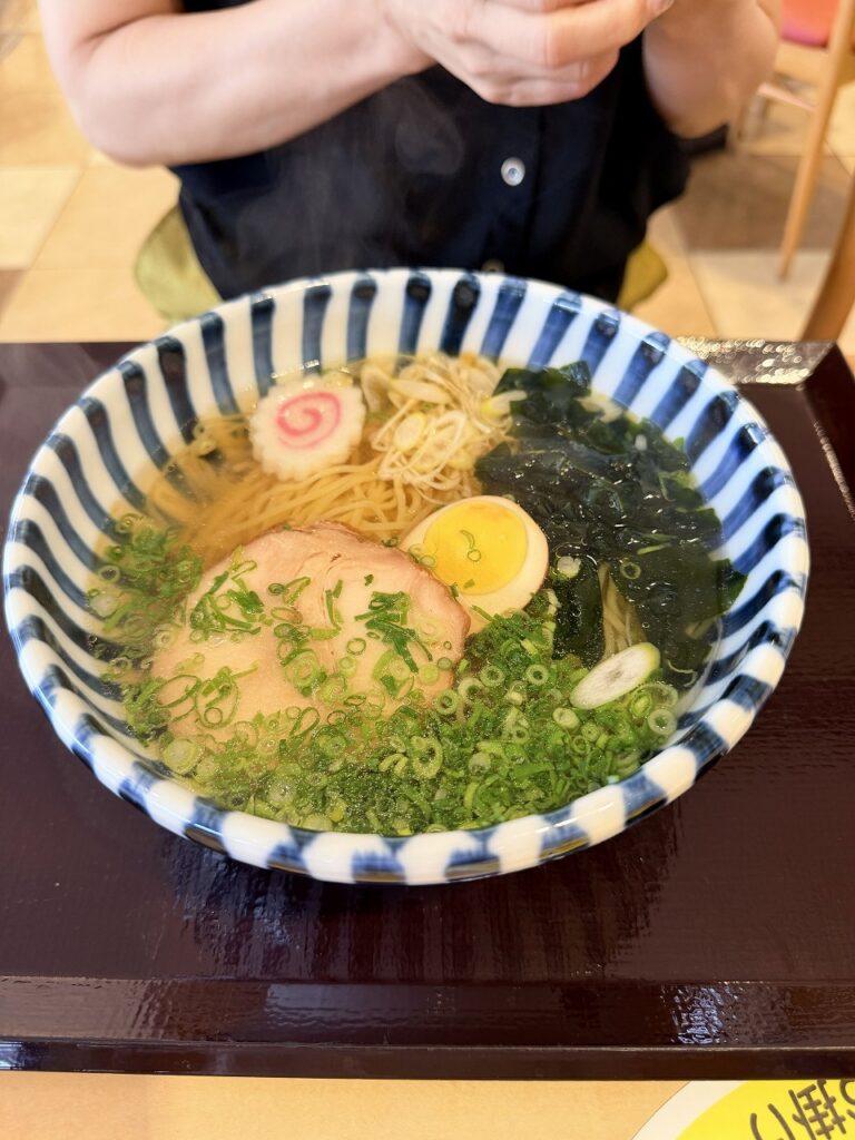 与島パーキングエリア　ラーメン