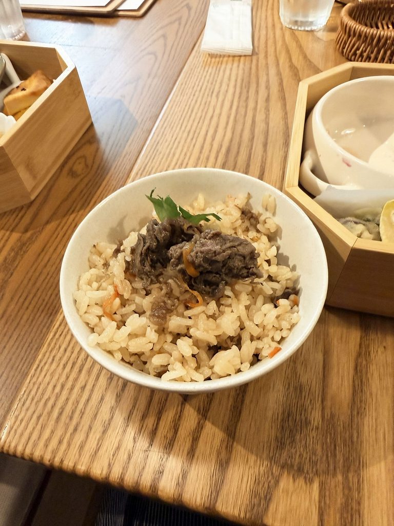糀ごはんカフェ Mogu mogu 炊き込みご飯